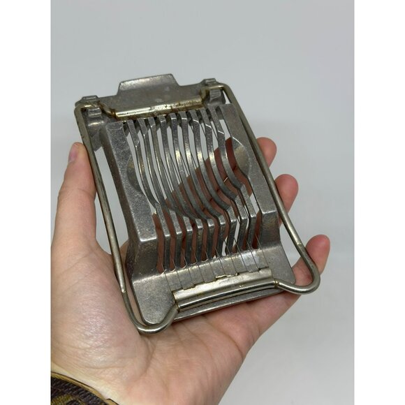 VTG Metal Egg Slicer Wire Cutter Kitchen Tool (5.5”) Kitchenware MCM - Picture 2 of 5